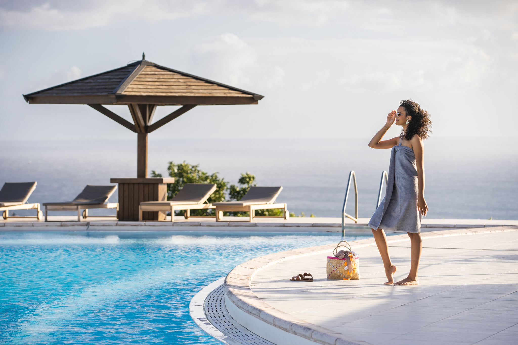 Creolia piscine lifestyle 2 BD.jpg